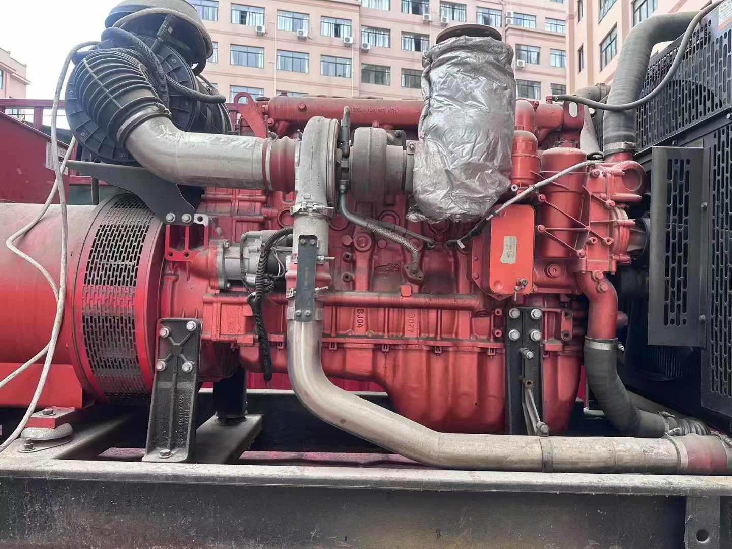 凌河如何选择适合 600kW 柴油发电机组的过载保护器？